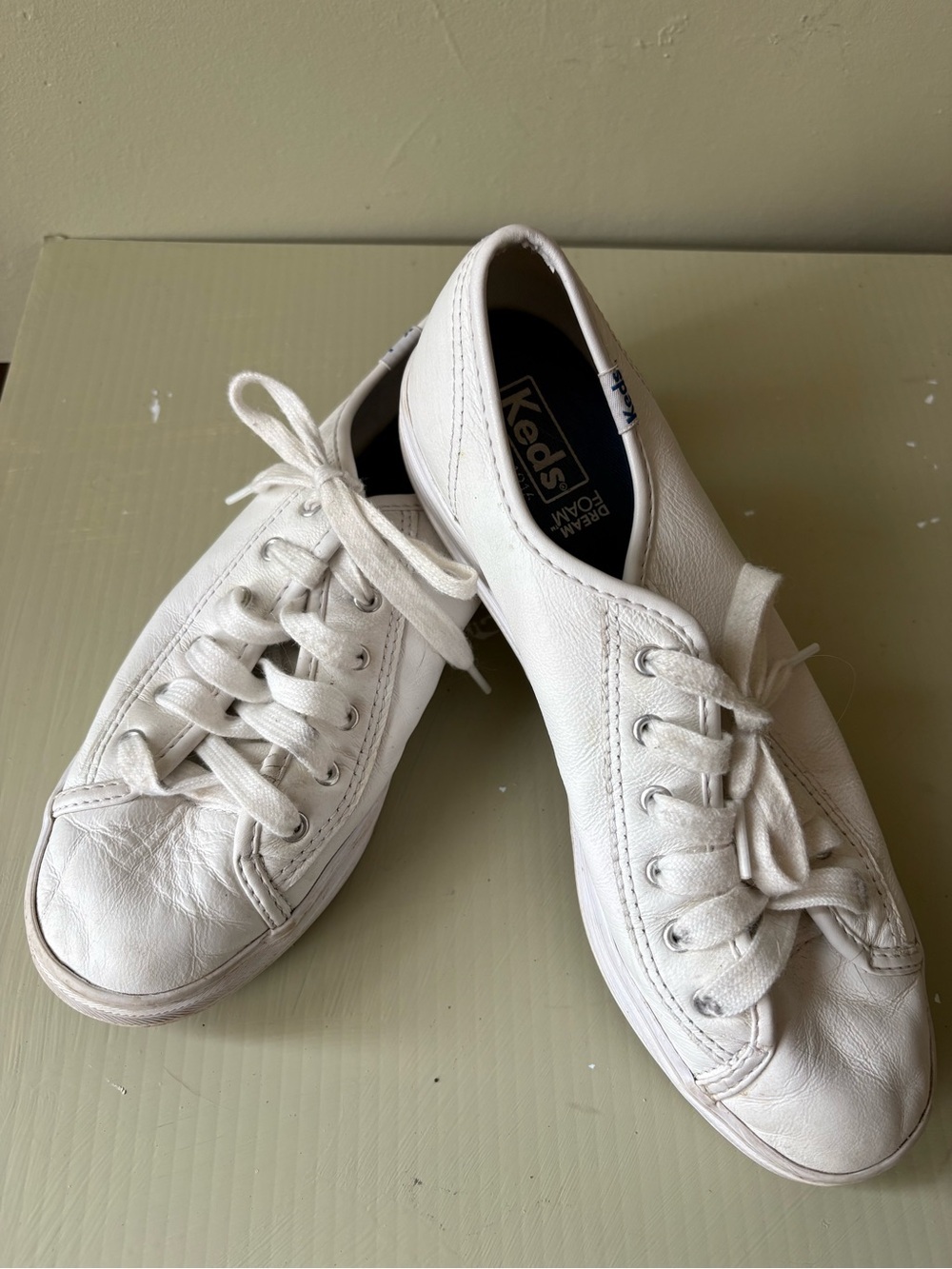 Keds White leather lace up Sneakers summer vacation 7.5